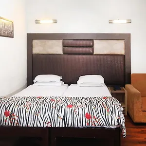 Oyo 358 Sarojini Nagar New Delhi