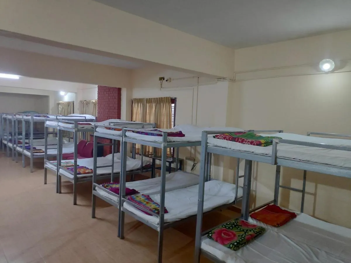 Munnar Downtown Hotel