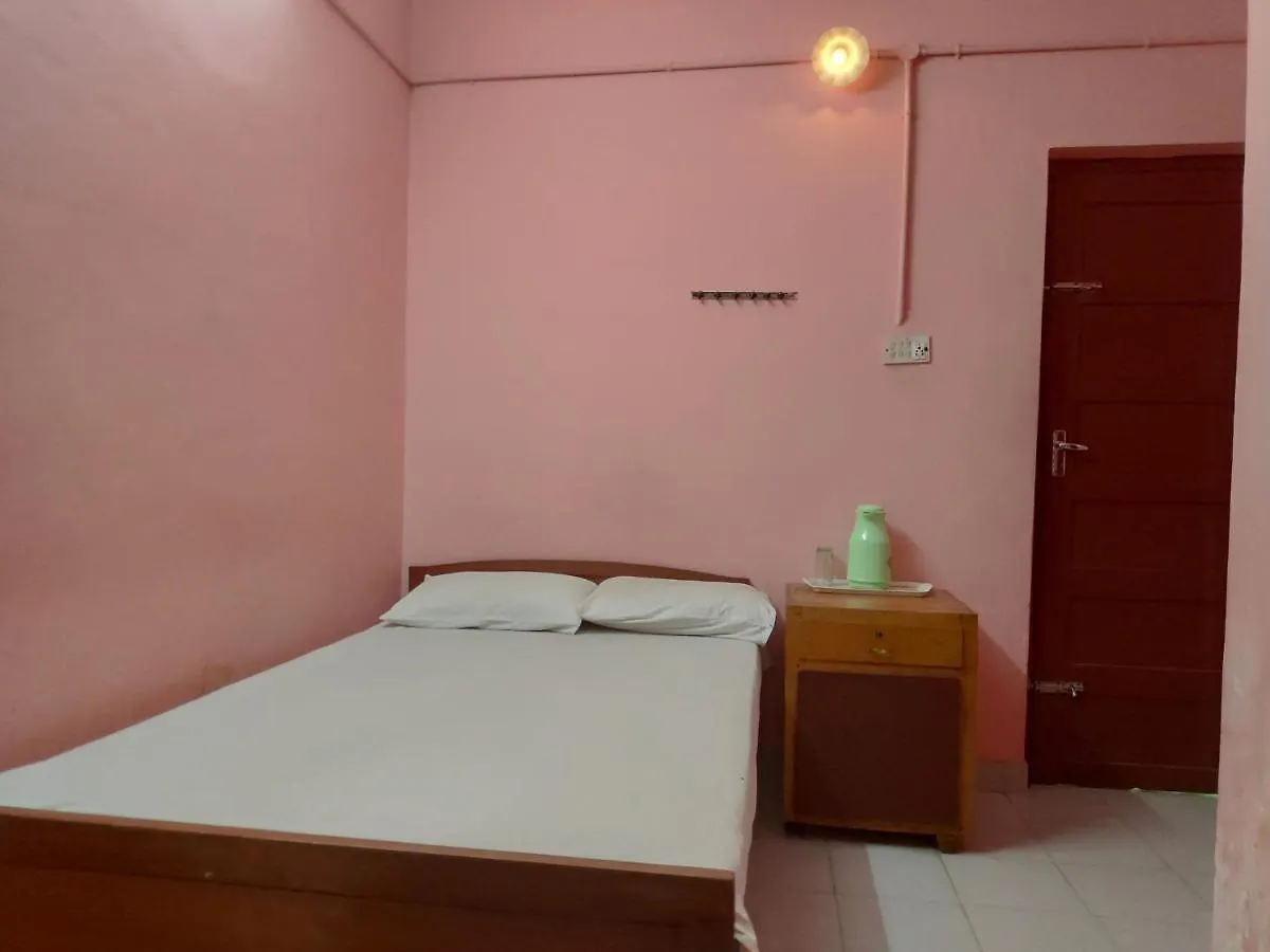 Munnar Downtown Hotel