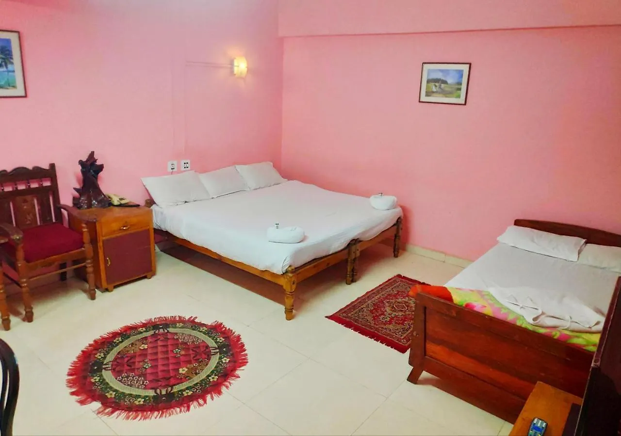 **  Munnar Downtown Hotel India